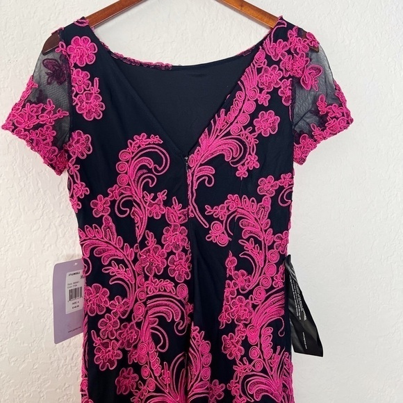 JS COLLECTION EMBROIDERED SHIFT DRESS - Picture 6 of 10